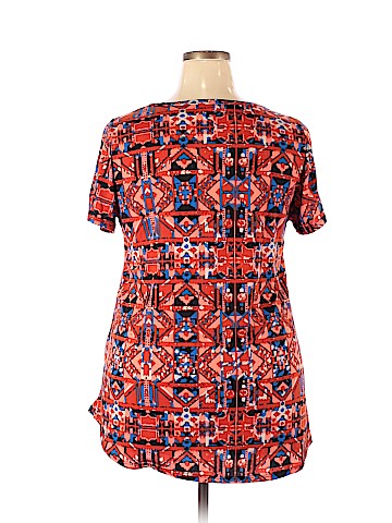 Lularoe Short Sleeve Blouse (view 2)