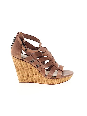 Jessica Simpson Wedges (view 1)