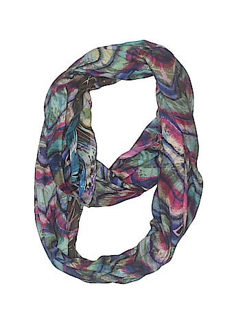 Fraas Scarf (view 1)