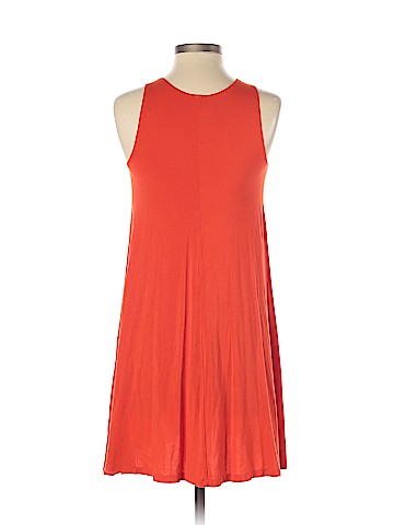 Old Navy Casual Dress (view 2)