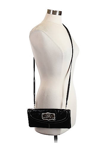 Kathy Clutch (view 2)