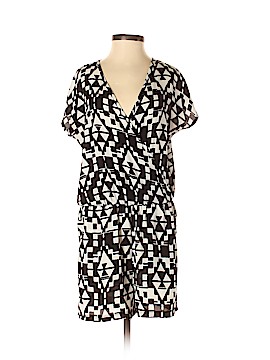 Romeo & Juliet Couture Size XS