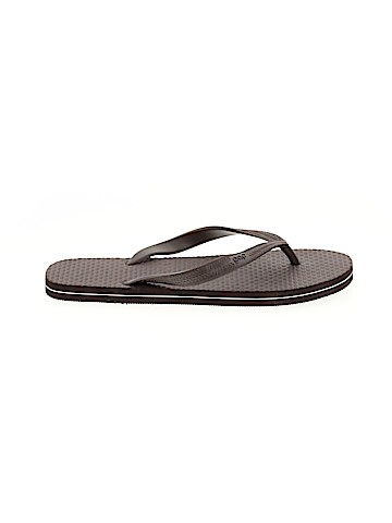 Gap Flip Flops (view 1)