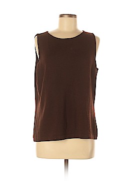 St. John Collection Size Lg