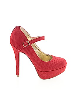 Material Girl Size 6 1/2