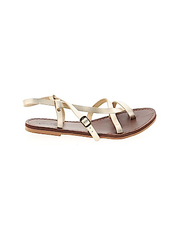 Universal Thread Sandals (view 1)