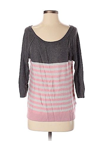 American Eagle Outfitters Pullover Sweater (view 1)