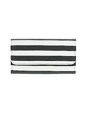 Kut from the Kloth Wallet (view 1)