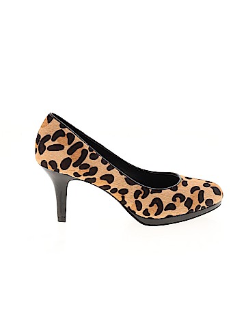 Kelly & Katie Heels (view 1)