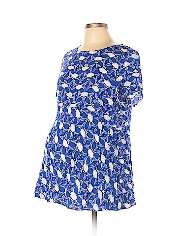 Old Navy - Maternity Short Sleeve Blouse (view 1)