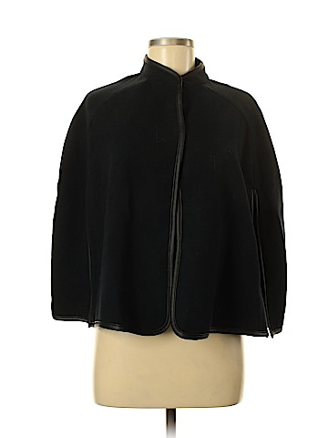 Noir Poncho (view 1)