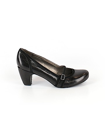 Kenneth Cole REACTION Heels (view 1)