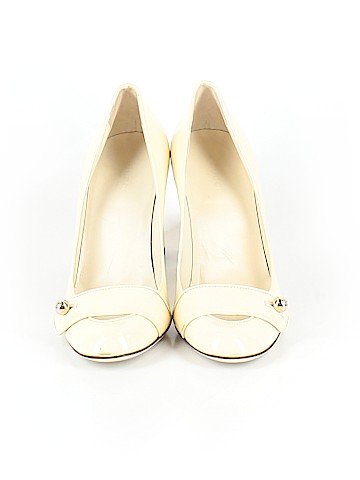 Gucci Heels (view 2)