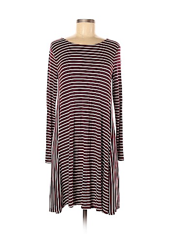 Old Navy Casual Dress (view 1)