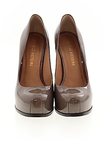 Pour La Victoire Heels (view 2)