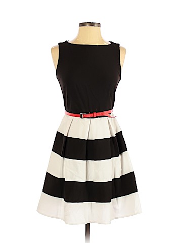 B. Darlin Casual Dress (view 1)