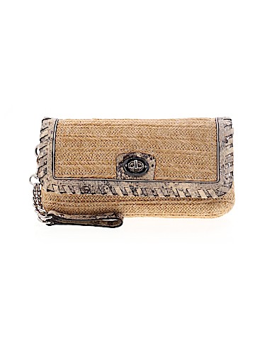 Unbranded Wristlet (view 1)