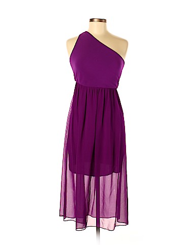 Alice + Olivia Casual Dress (view 1)