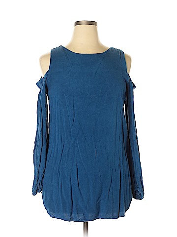 Style Envy Long Sleeve Top (view 1)