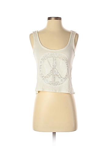 American Eagle Outfitters Sleeveless T-Shirt (view 1)