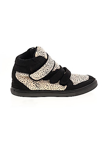 Unbranded Sneakers (view 1)