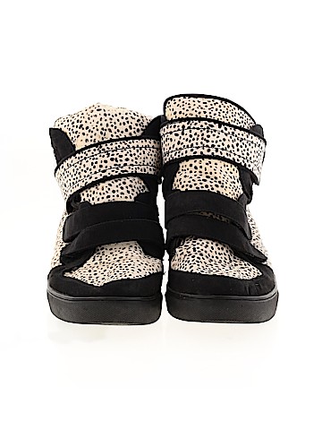 Unbranded Sneakers (view 2)