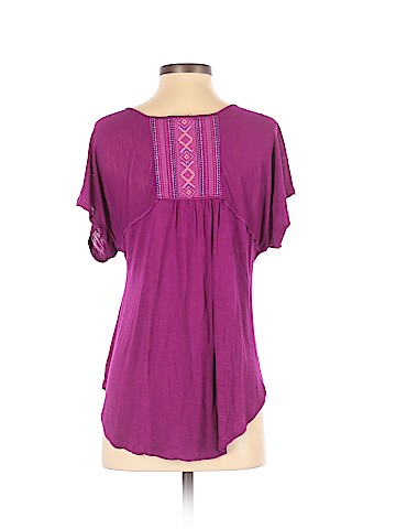 American Eagle Outfitters Short Sleeve Top (view 2)