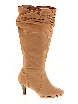 Hot In Hollywood Size 8 1/2