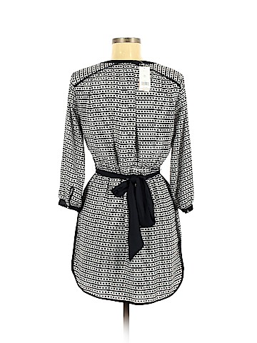 Banana Republic Casual Dress (view 2)