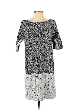 Banana Republic Factory Store Size 4