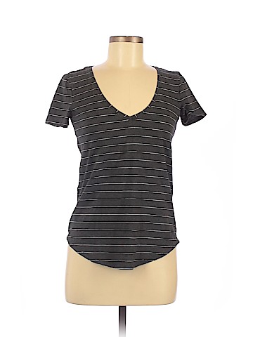 Lululemon Athletica Active T-Shirt (view 1)