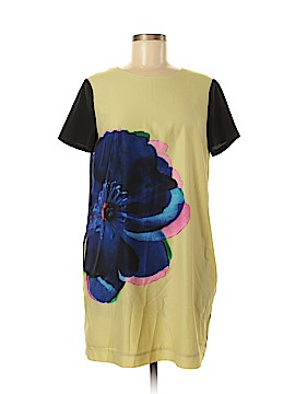 CeCe by Cynthia Steffe Size 6