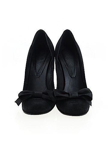 Joey O Heels (view 2)