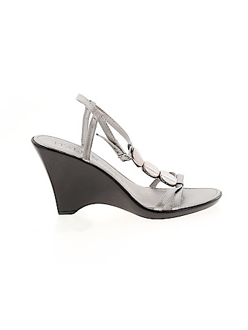 Italian Shoemakers Footwear Heels (view 1)