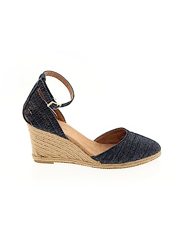 White Mountain Wedges (view 1)