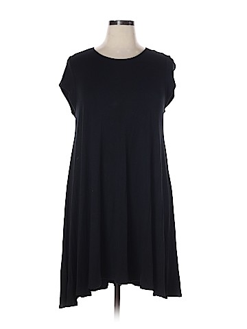 Karen Kane Casual Dress (view 1)
