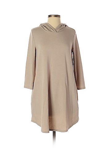 Forever 21 Casual Dress (view 1)