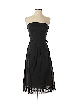 White House Black Market Size 2
