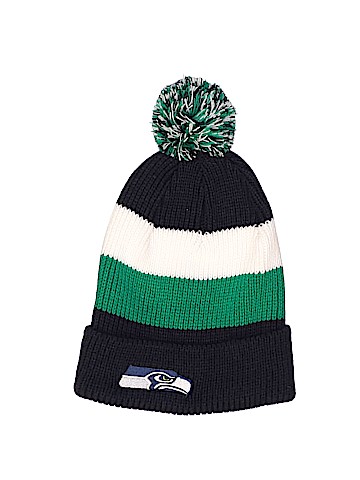 District. Beanie (view 1)