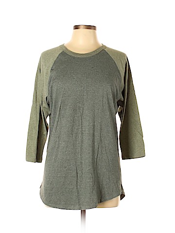 Lularoe 3/4 Sleeve T-Shirt (view 1)