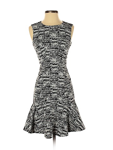 Diane von Furstenberg Casual Dress (view 1)