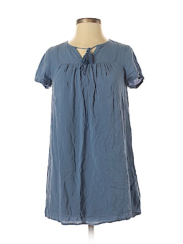 Old Navy Casual Dress (view 1)