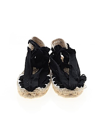 Unbranded Flats (view 2)