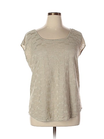 Neiman Marcus Pullover Sweater (view 1)