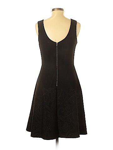 Vera Wang Casual Dress (view 2)