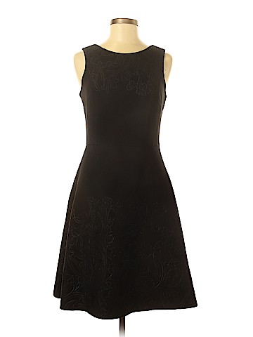 Vera Wang Casual Dress (view 1)