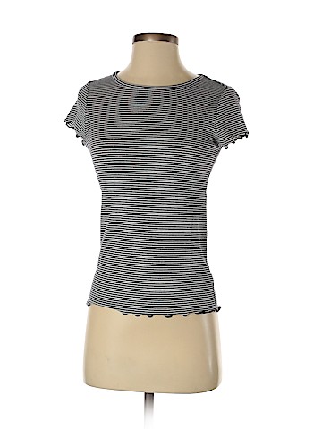 Gap Short Sleeve Top (view 1)