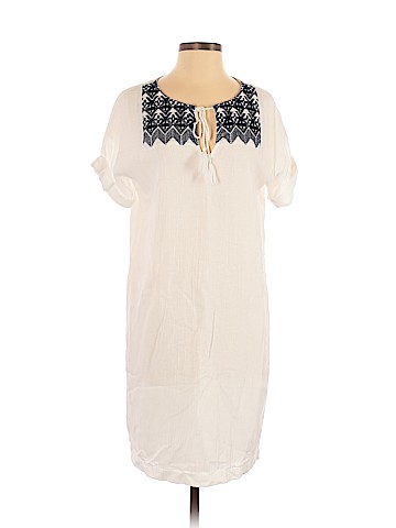 Old Navy Casual Dress (view 1)