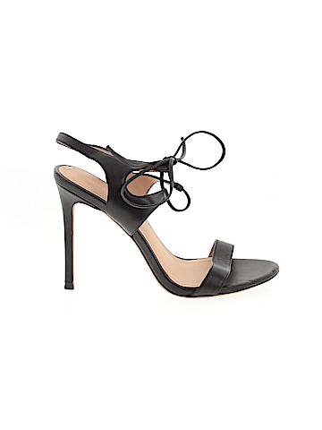 Pour La Victoire Heels (view 1)