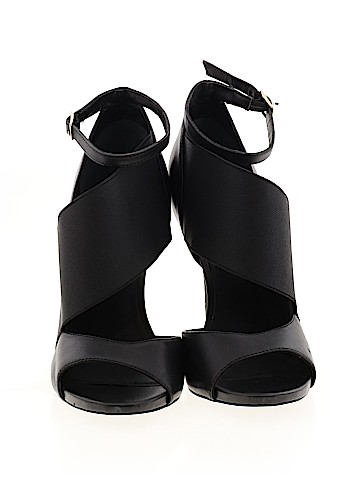 Guess Heels (view 2)